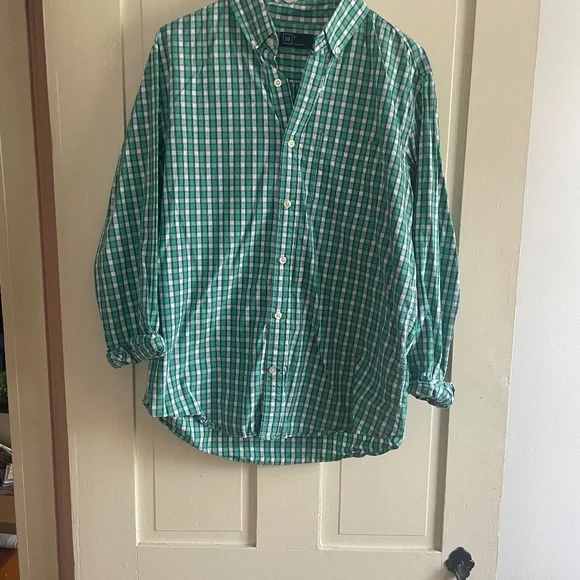 Button down - Picture 1 of 2